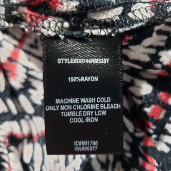 Sanctuary Stella Off the Shoulder Mini Dress Women's Small‎ Bright Maasai Print - Picture 8 of 10